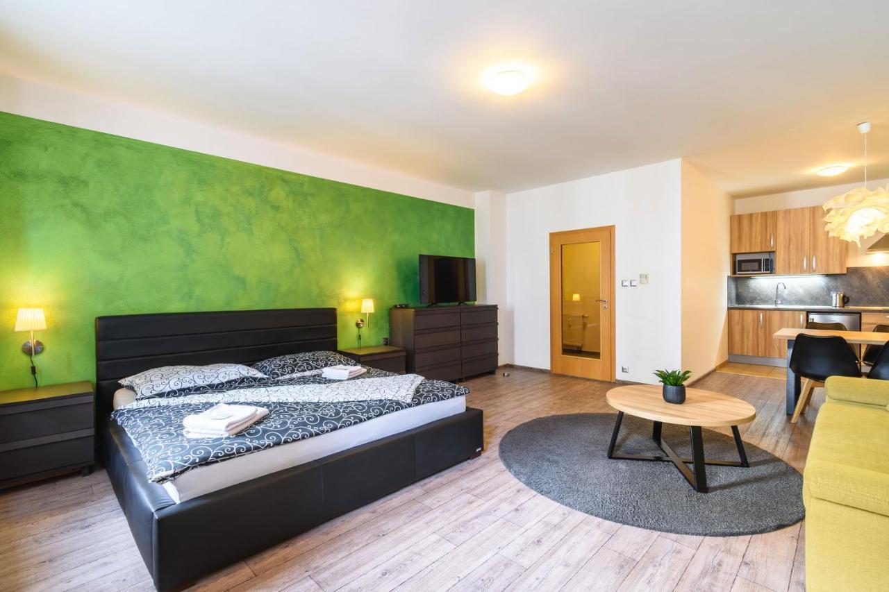 Pilsner Apartments Plzeň Buitenkant foto
